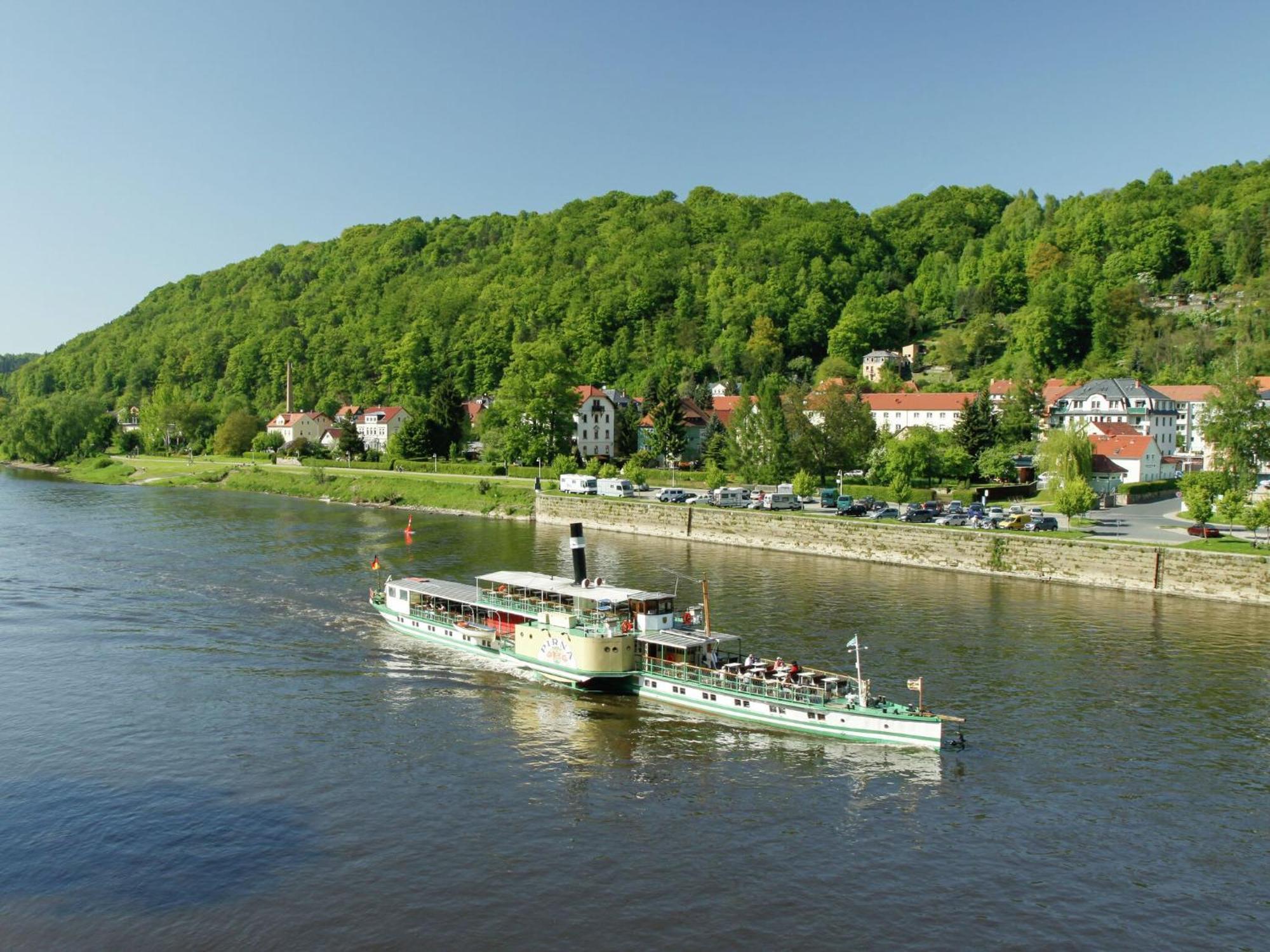 Charming Holiday Home In Hohnstein Ot Lohsdorf Eksteriør billede